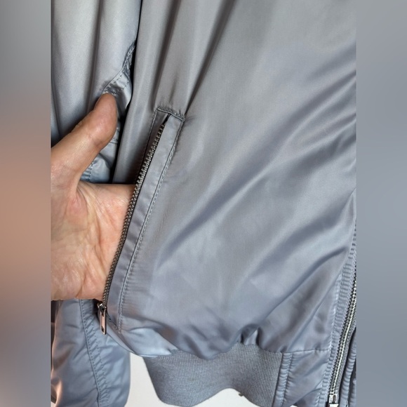 GAP Silver Grey Bomber Jacket  Size M - Picture 3 of 13